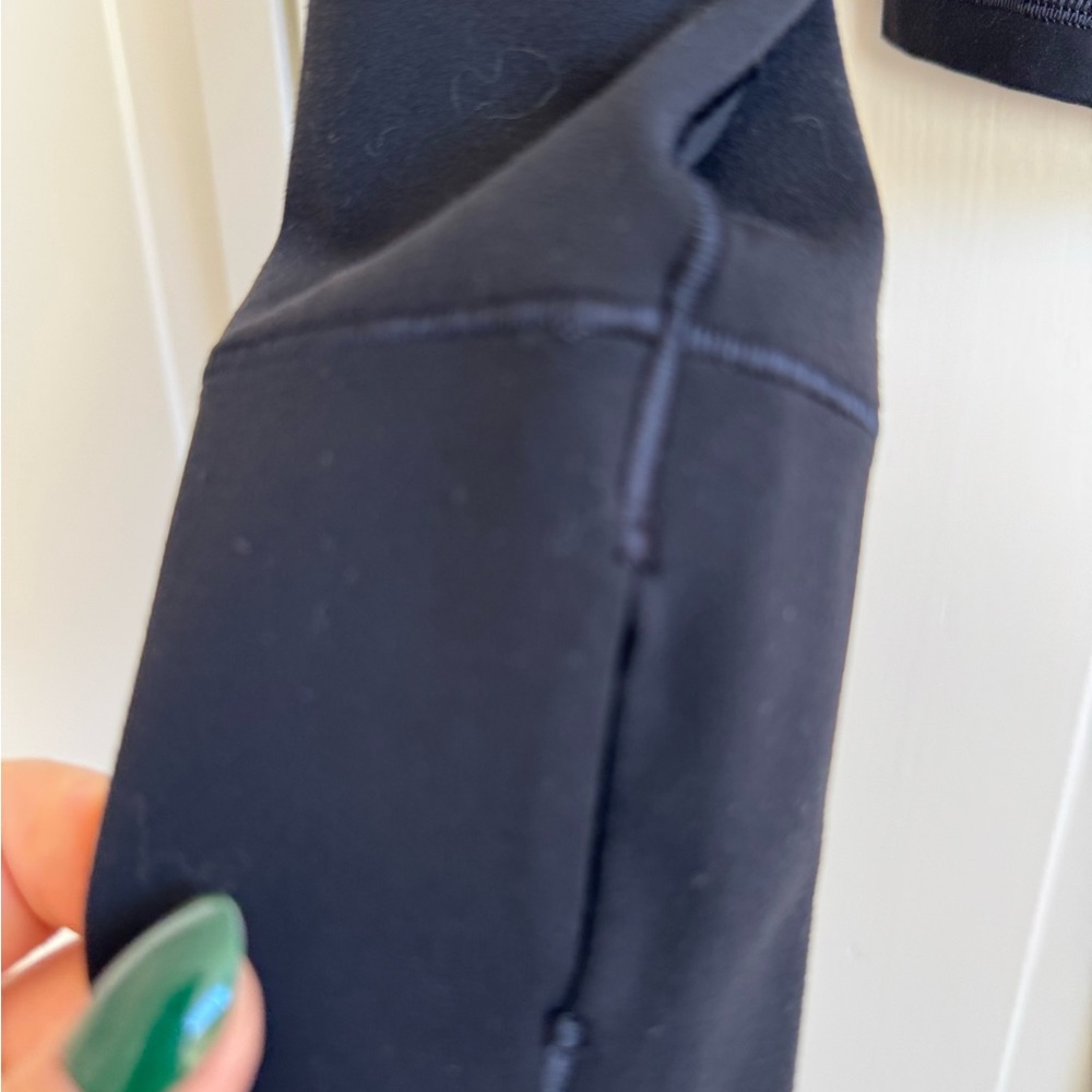 NWOT - OFFLINE by Aerie Base Layer Mock Neck Turtleneck. - Picture 2 of 7